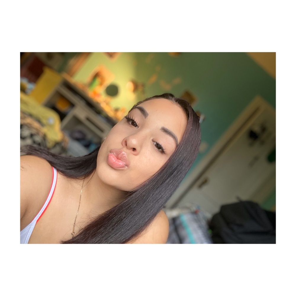 Meet your Posher, Janessa